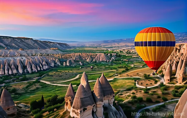 튀르키예 여행 중 독특한 풍경 - **Cappadocia Sunrise Hot Air Balloons:**
A breathtaking aerial view of hundreds of vibrant hot a...