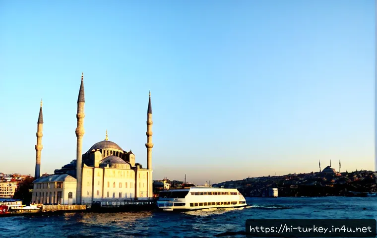 튀르키예 도시별 독특한 풍경 - Photorealistic panoramic view of Istanbul at golden hour, historic waterfront skyline beside the Bos...